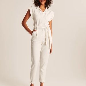NWT Abercrombie White Utility Jumpsuit-Boilersuit
